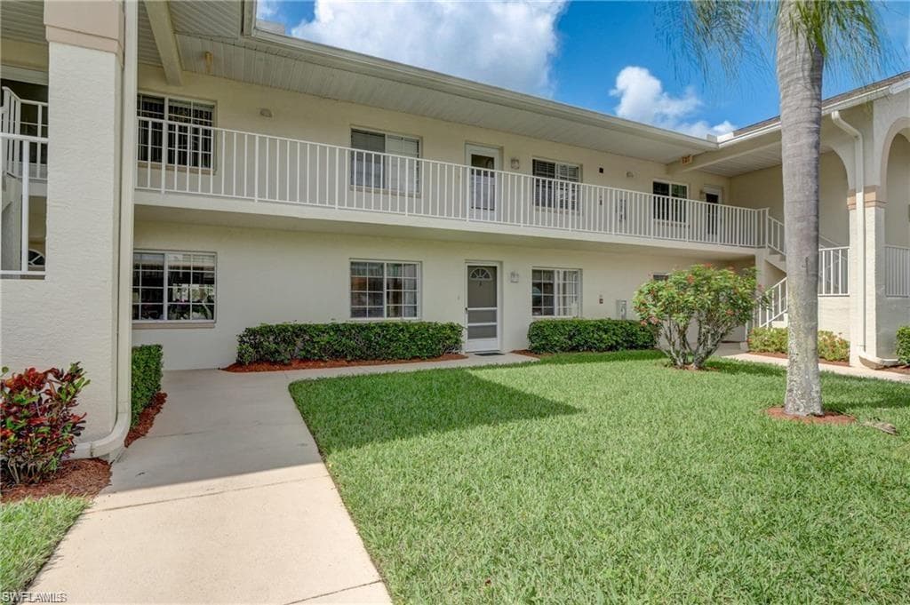 153 Gabriel CIR # 3003, NAPLES FL 34104-3