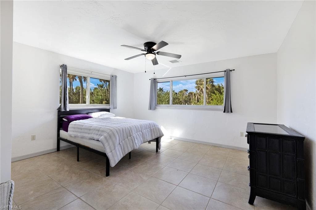 4619 Rue Bayou, SANIBEL FL 33957-17