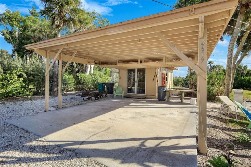 4619 Rue Bayou, SANIBEL FL 33957-38