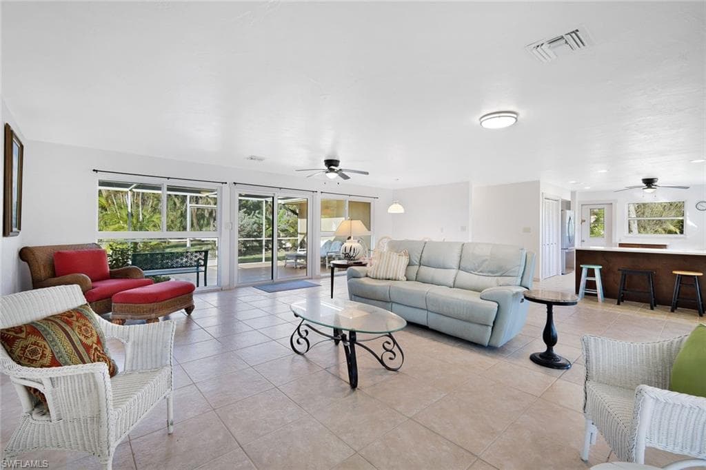 4619 Rue Bayou, SANIBEL FL 33957-7