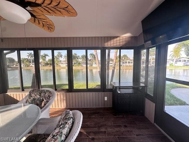 1099 Opal Lake PT, NAPLES FL 34114-10