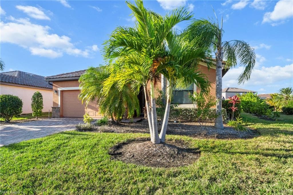 2728 Via Piazza LOOP, FORT MYERS FL 33905-29