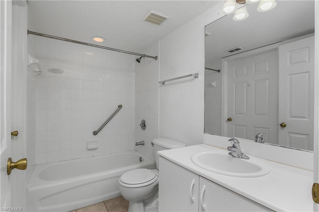 27075 Matheson AVE # 105, BONITA SPRINGS FL 34135-22