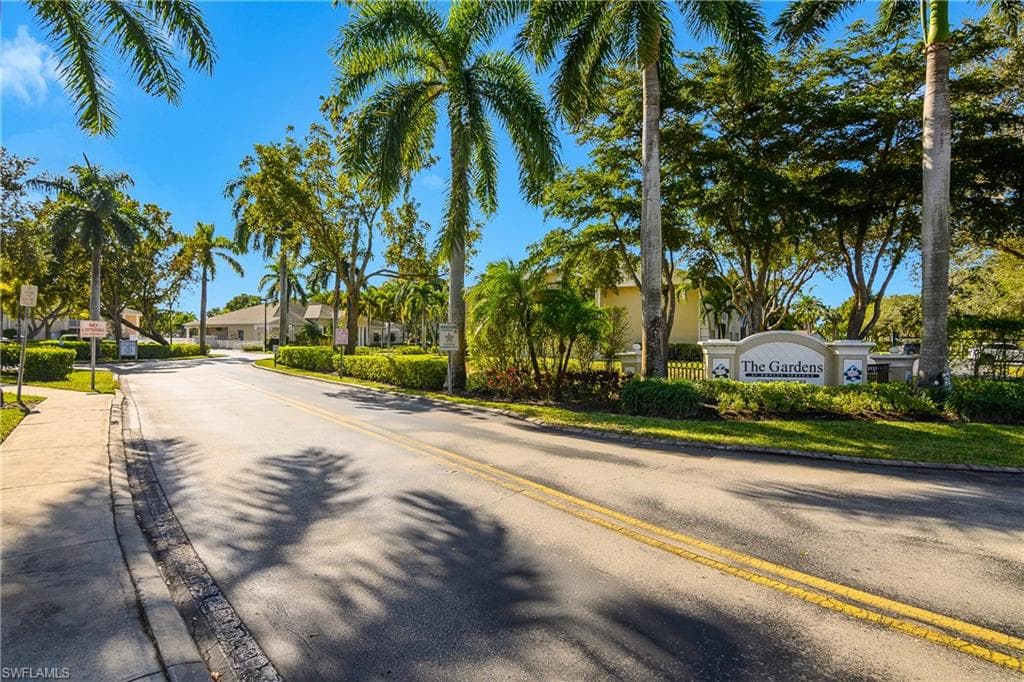 27075 Matheson AVE # 105, BONITA SPRINGS FL 34135-27