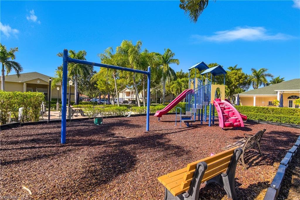 27075 Matheson AVE # 105, BONITA SPRINGS FL 34135-38