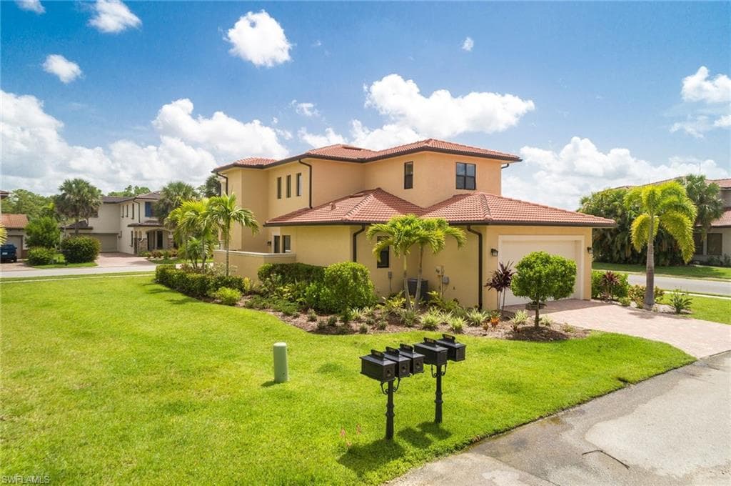 1308 Kendari TER, NAPLES FL 34113-18