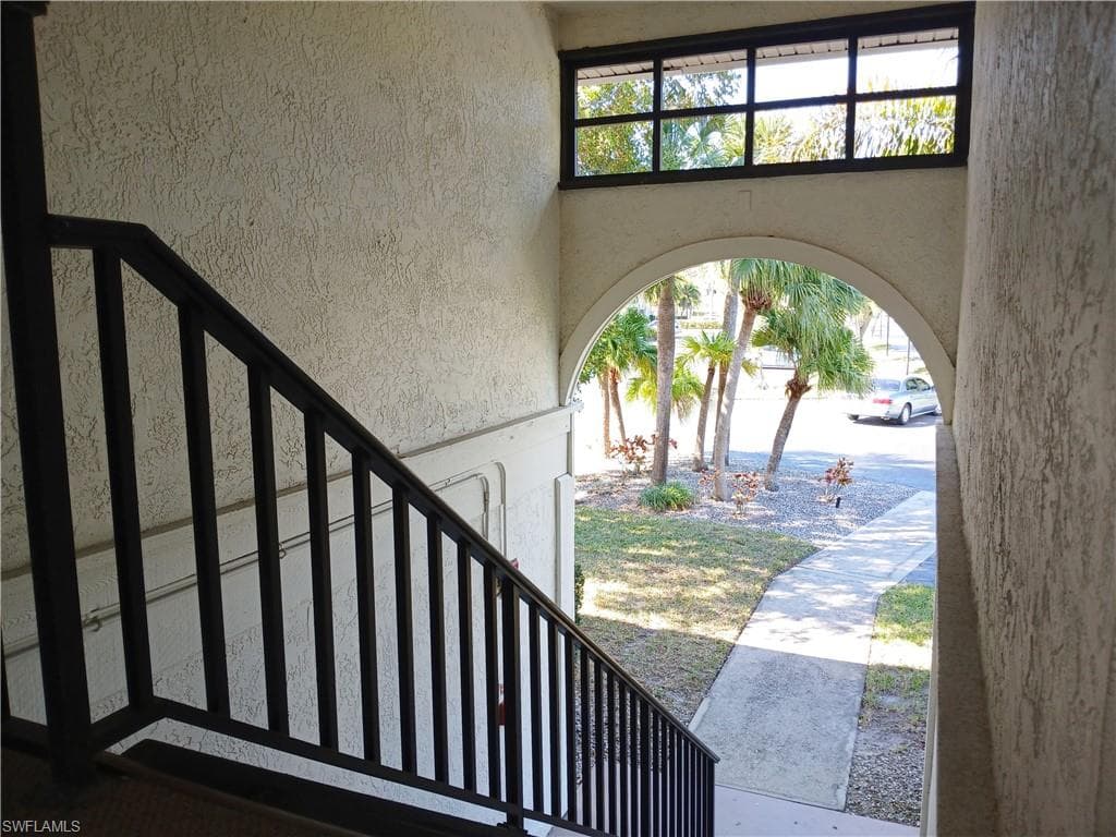 8121 S Woods CIR # 8, FORT MYERS FL 33919-1