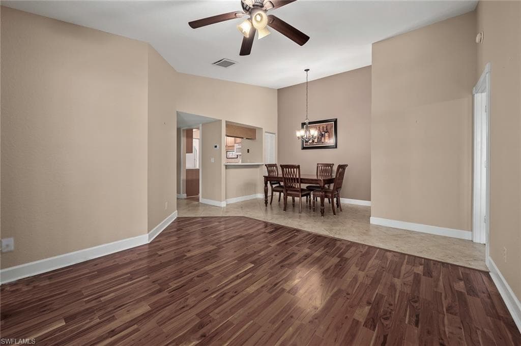 8121 S Woods CIR # 8, FORT MYERS FL 33919-4