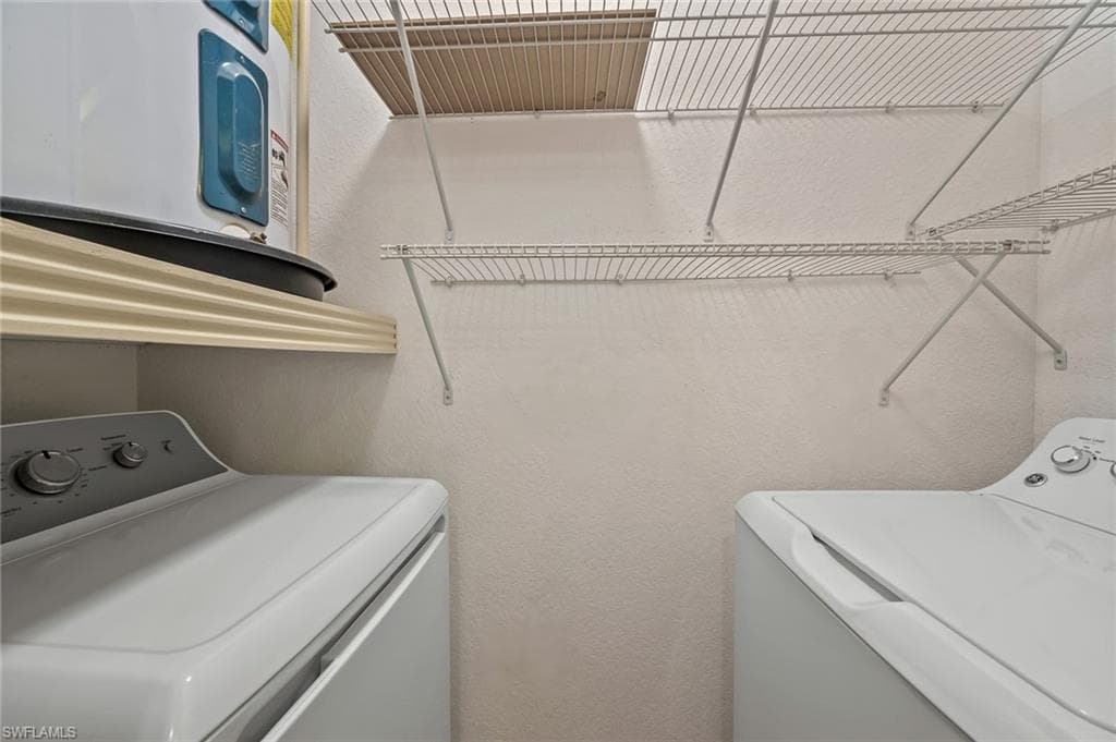 8121 S Woods CIR # 8, FORT MYERS FL 33919-19