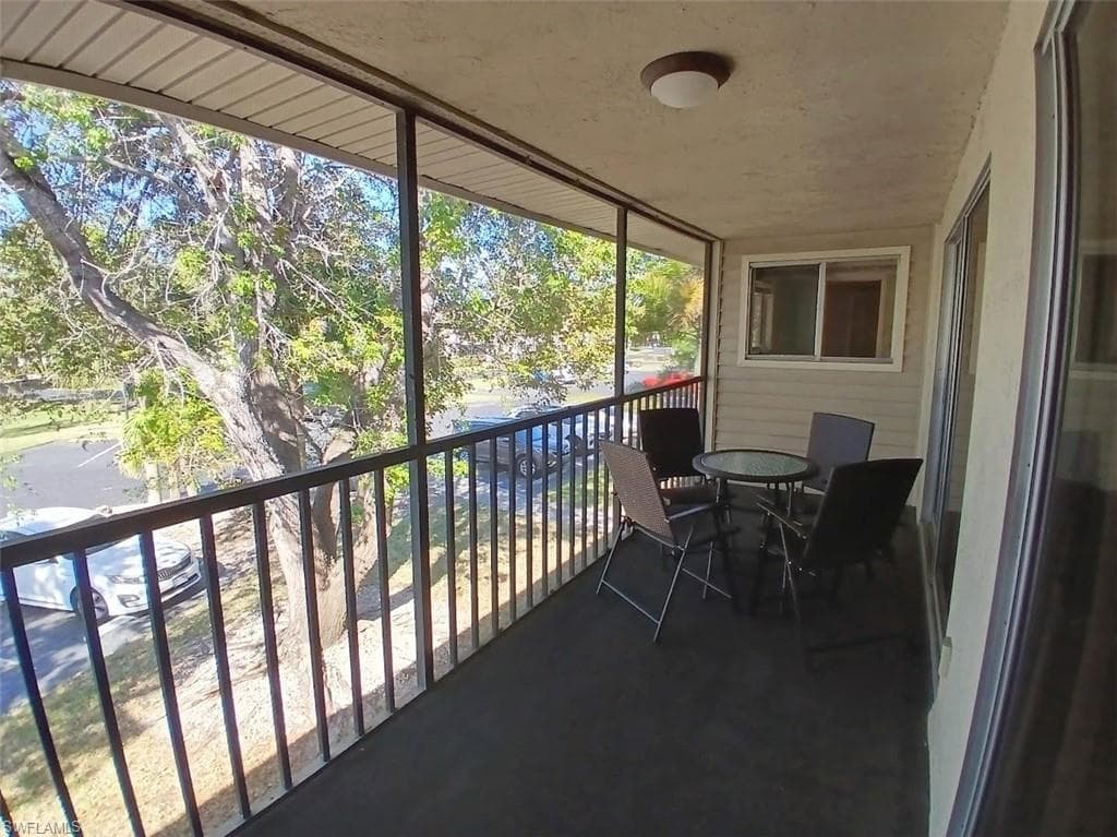 8121 S Woods CIR # 8, FORT MYERS FL 33919-20