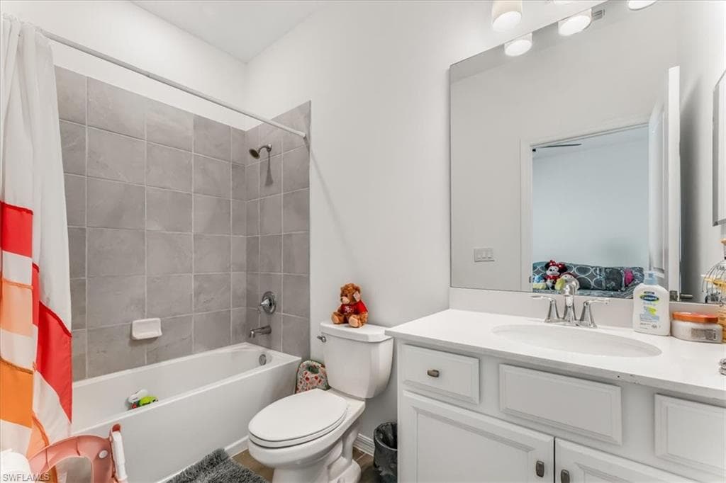 2581 Kona WAY, NAPLES FL 34120-17