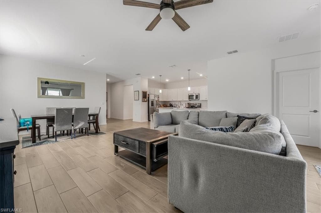 2581 Kona WAY, NAPLES FL 34120-3