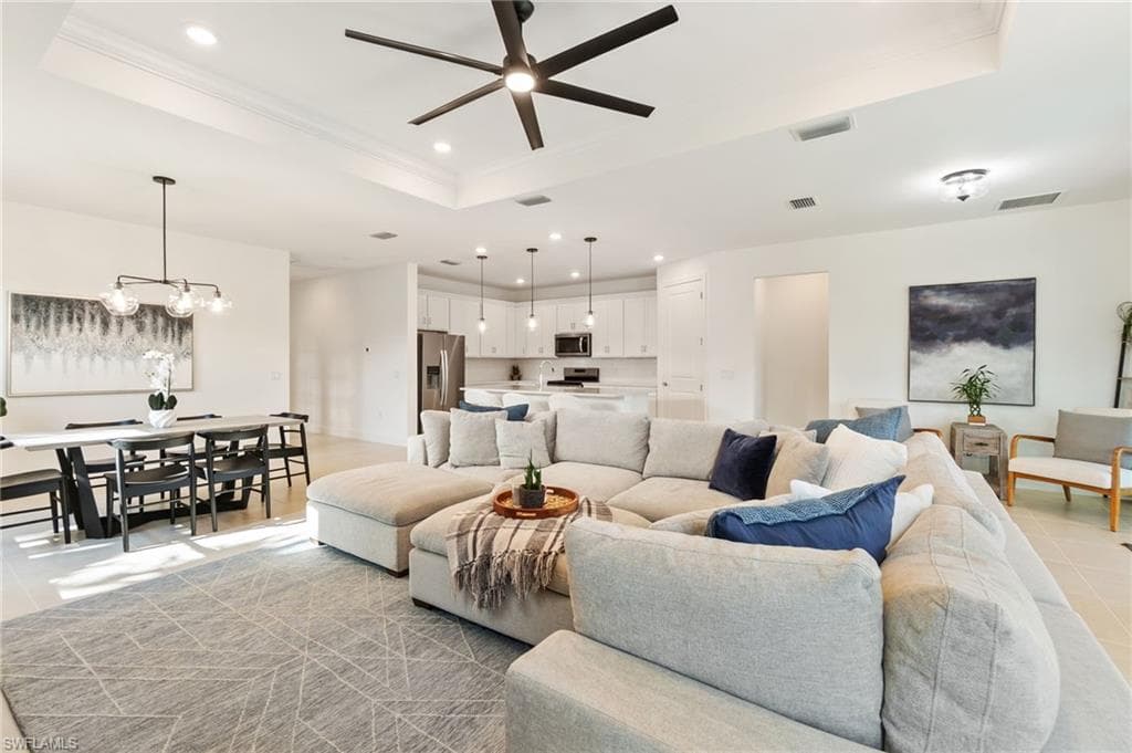 10494 Ventana LN-1