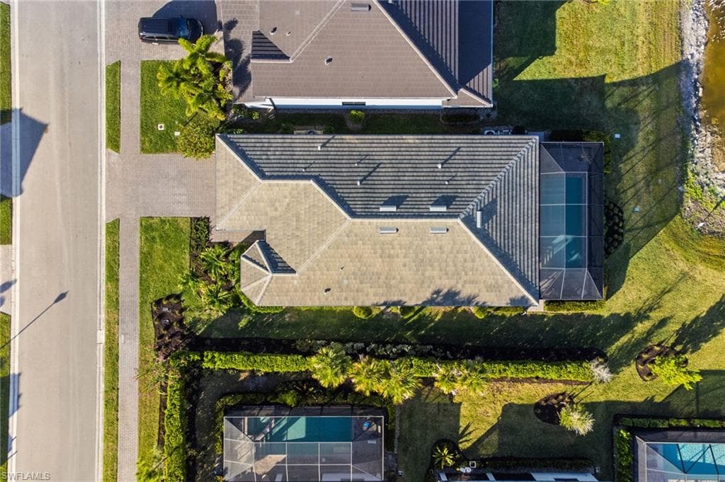 10494 Ventana LN-32