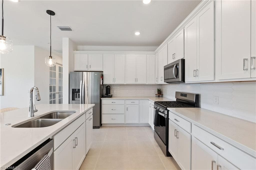 10494 Ventana LN-18