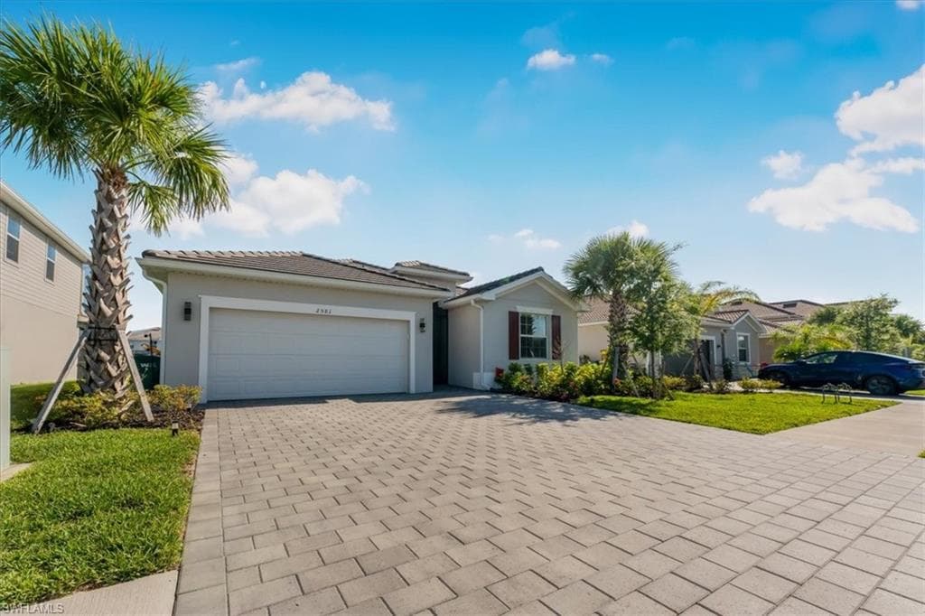 2581 Kona WAY, NAPLES FL 34120-2