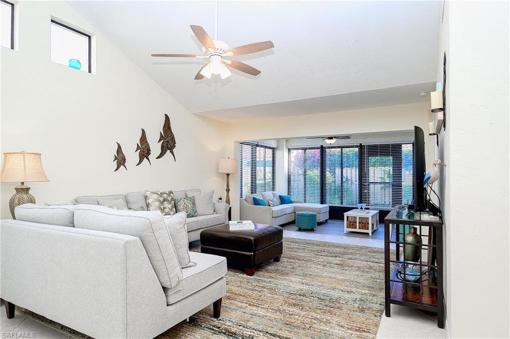 833 Reef Point CIR, NAPLES FL 34108-9