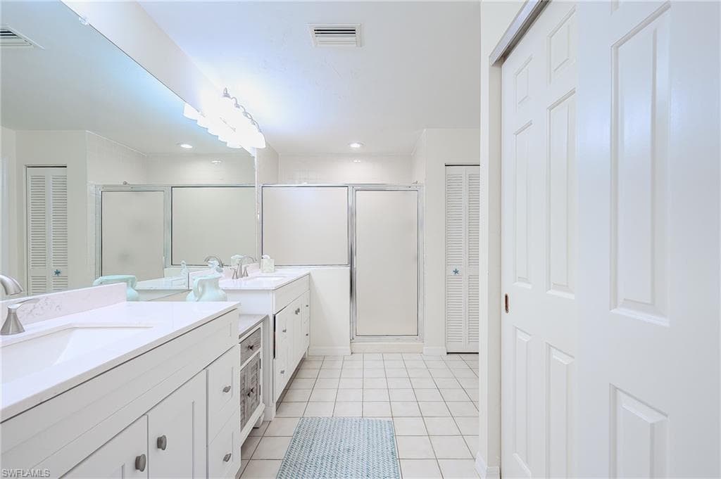 833 Reef Point CIR, NAPLES FL 34108-20