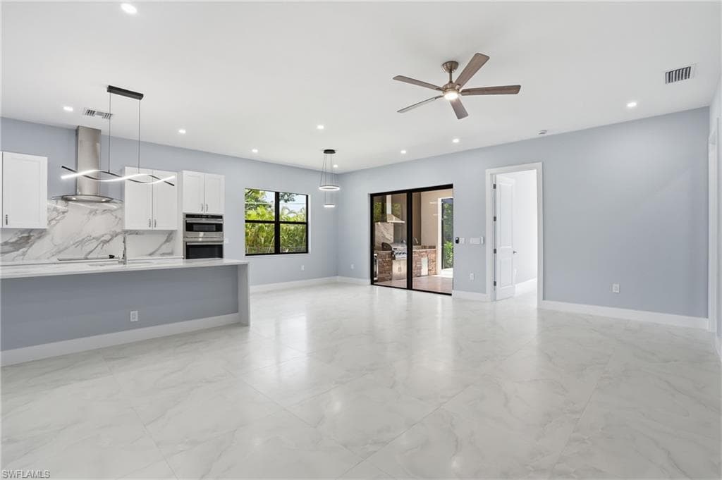 27659 Franklin ST, BONITA SPRINGS FL 34134-2