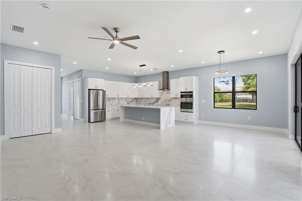 27659 Franklin ST, BONITA SPRINGS FL 34134-3