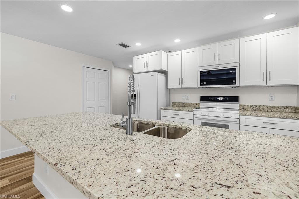 16810/16812 San Edmundo RD-21