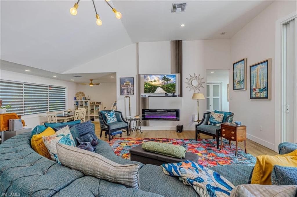 4310 McGregor BLVD, FORT MYERS FL 33901-6