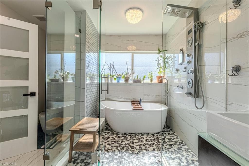 4310 McGregor BLVD, FORT MYERS FL 33901-14