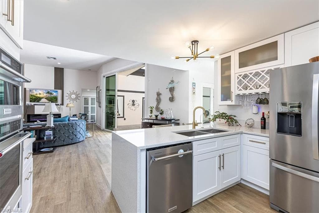 4310 McGregor BLVD, FORT MYERS FL 33901-7