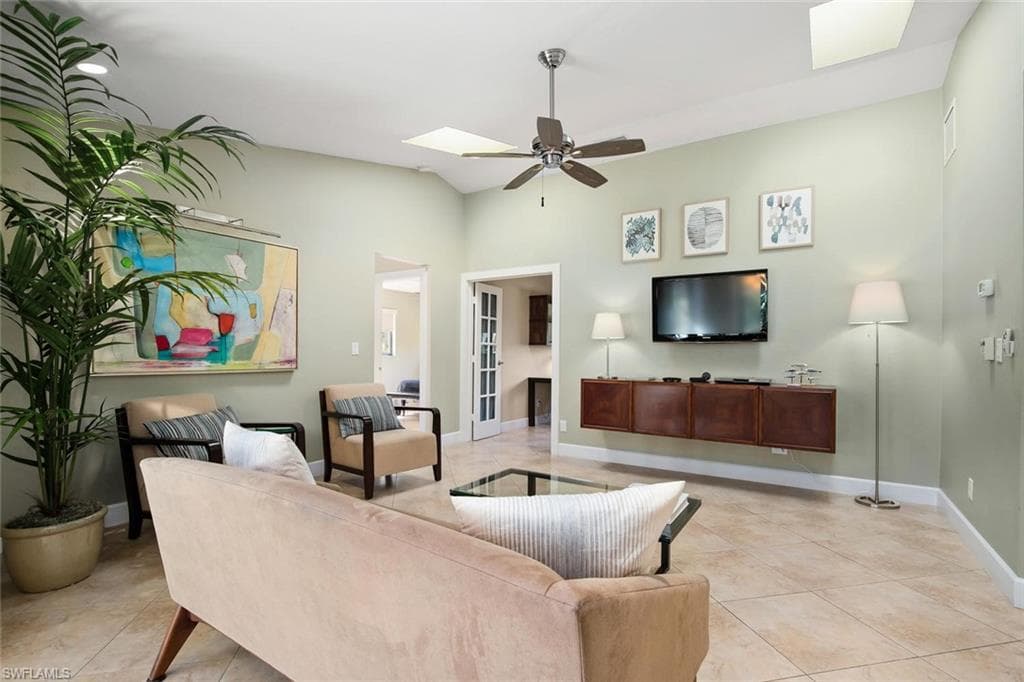 9977 Treasure Cay Ln, BONITA SPRINGS FL 34135-5