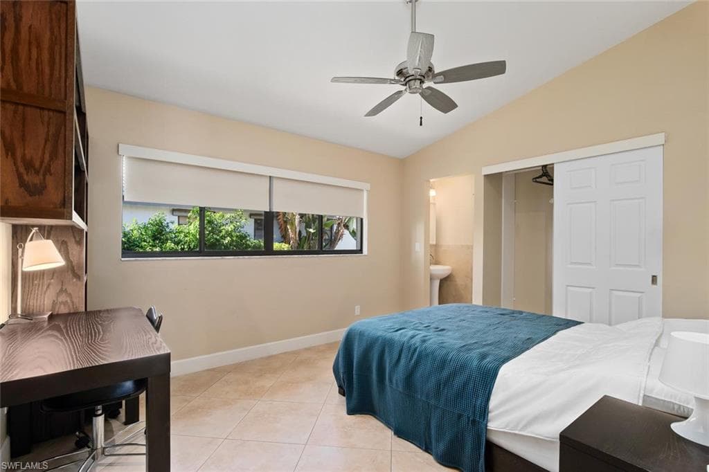 9977 Treasure Cay Ln, BONITA SPRINGS FL 34135-12