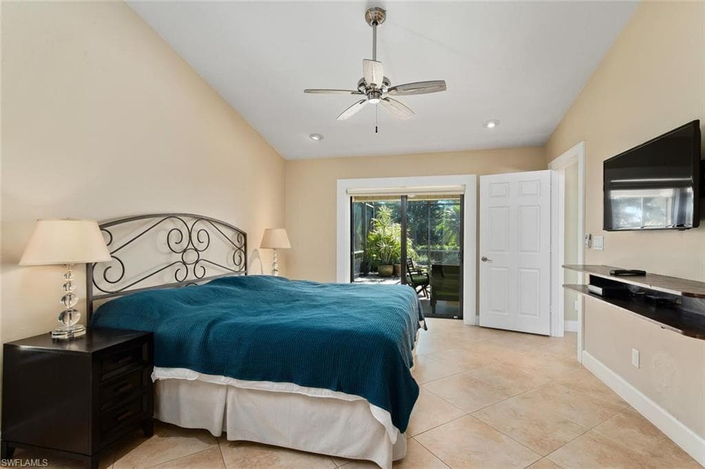 9977 Treasure Cay Ln, BONITA SPRINGS FL 34135-10