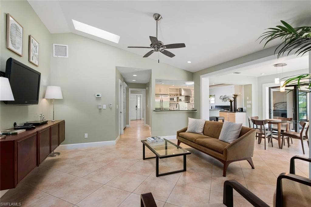 9977 Treasure Cay Ln, BONITA SPRINGS FL 34135-7