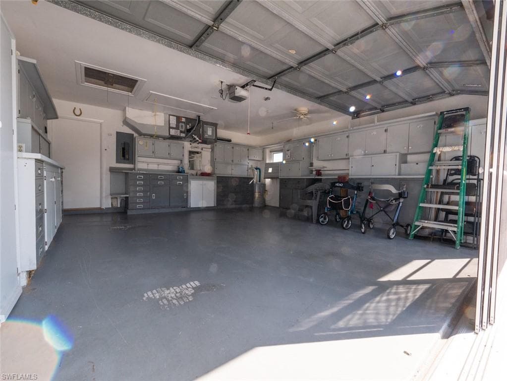 10322 Sandy Hollow LN, BONITA SPRINGS FL 34135-19