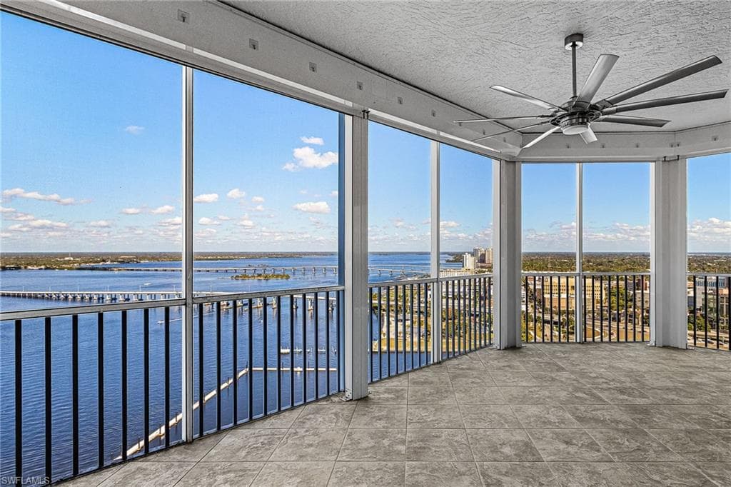 2104 W First ST # 2904, FORT MYERS FL 33901-24