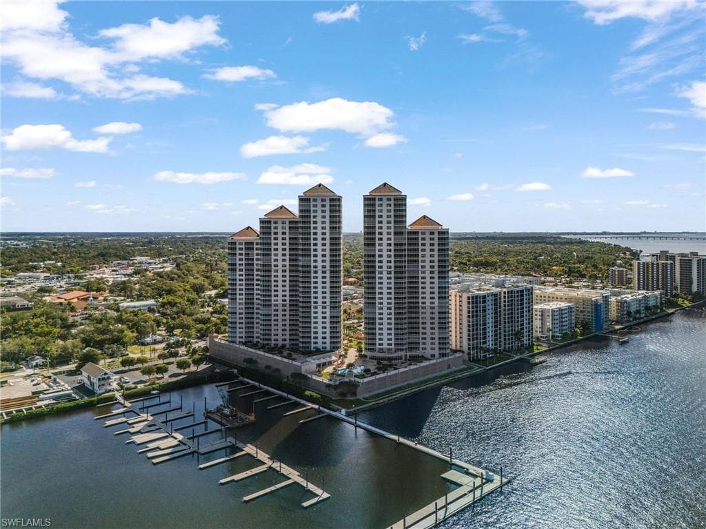 2104 W First ST # 2904, FORT MYERS FL 33901-42