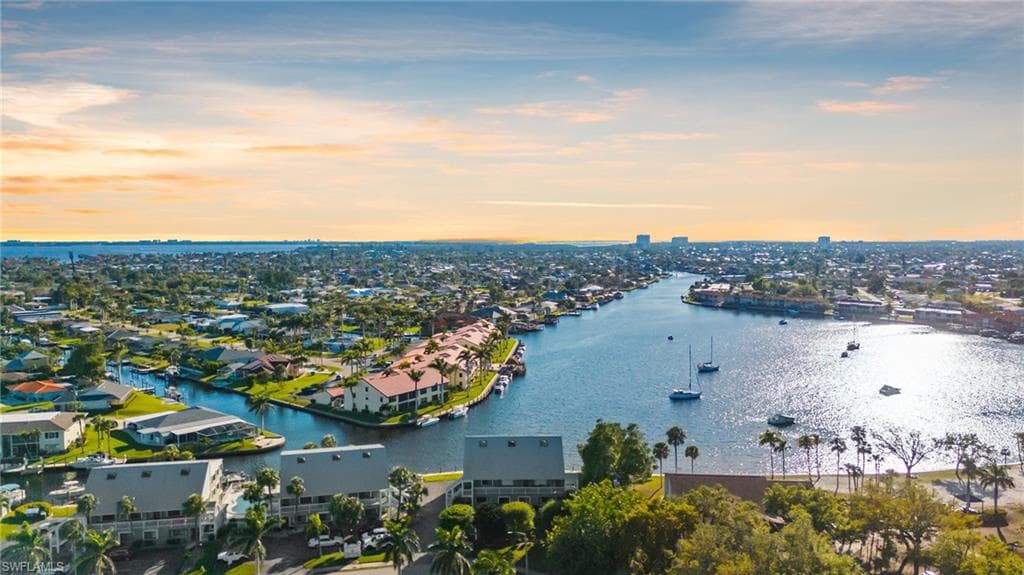 610 Victoria DR # 101C, CAPE CORAL FL 33904-34