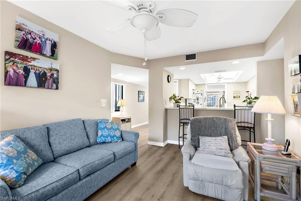 610 Victoria DR # 101C, CAPE CORAL FL 33904-7