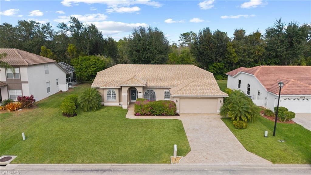8421 Arborfield CT, FORT MYERS FL 33912-26