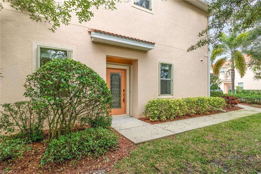 10080 Via Colomba CIR, FORT MYERS FL 33966-26