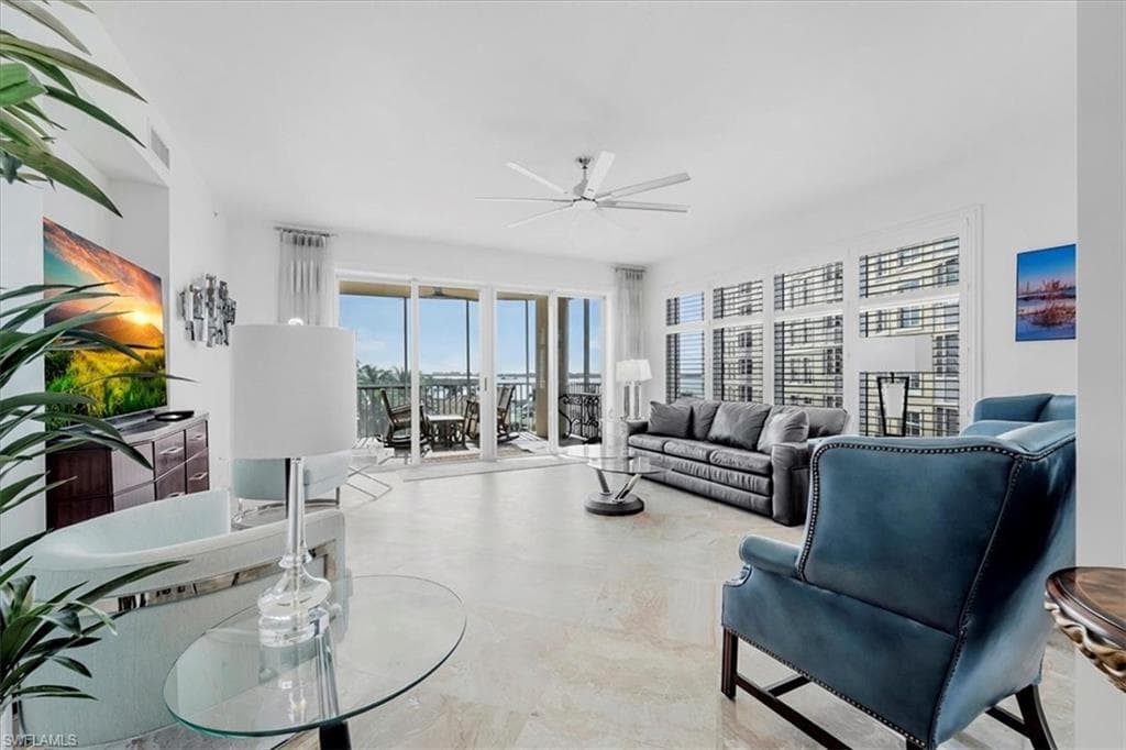 6061 Silver King BLVD # 306, CAPE CORAL FL 33914-21