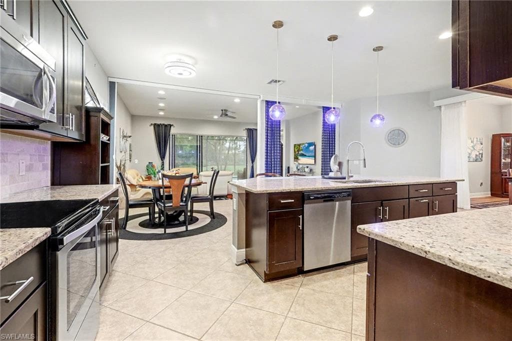 12715 Fairington WAY-4