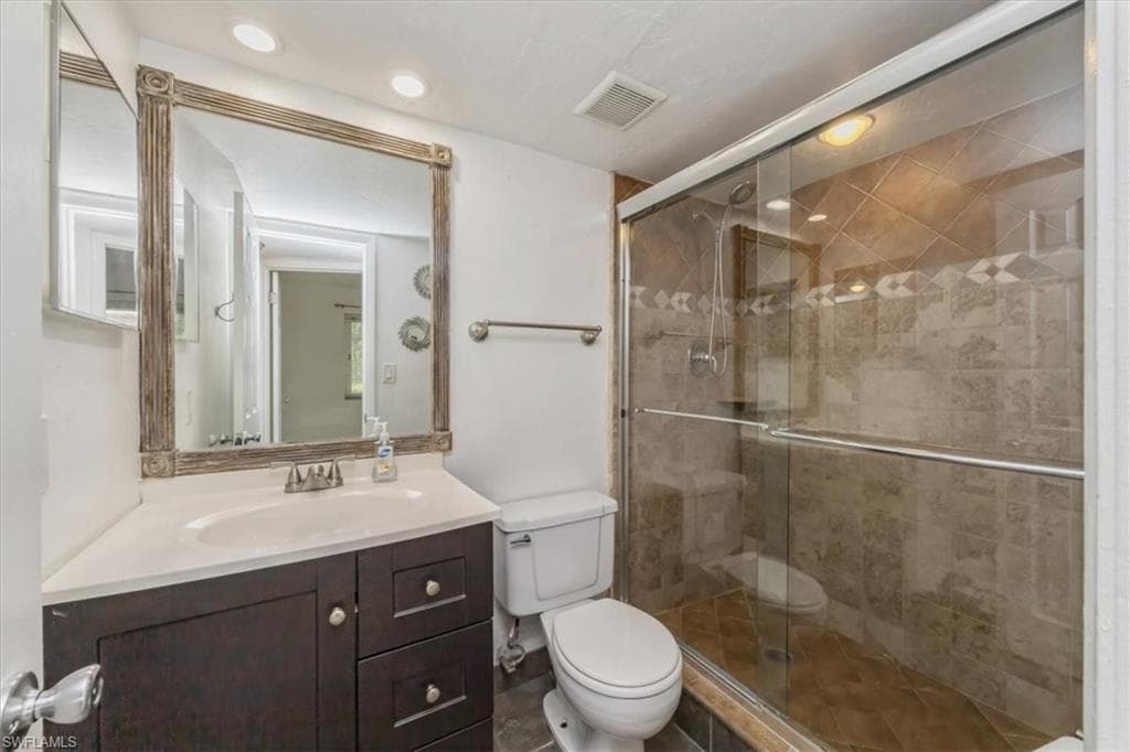 499 Forest Lakes BLVD # 110, NAPLES FL 34105-14