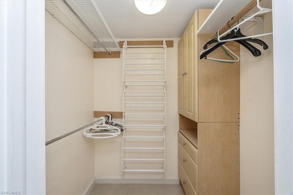 499 Forest Lakes BLVD # 110, NAPLES FL 34105-10