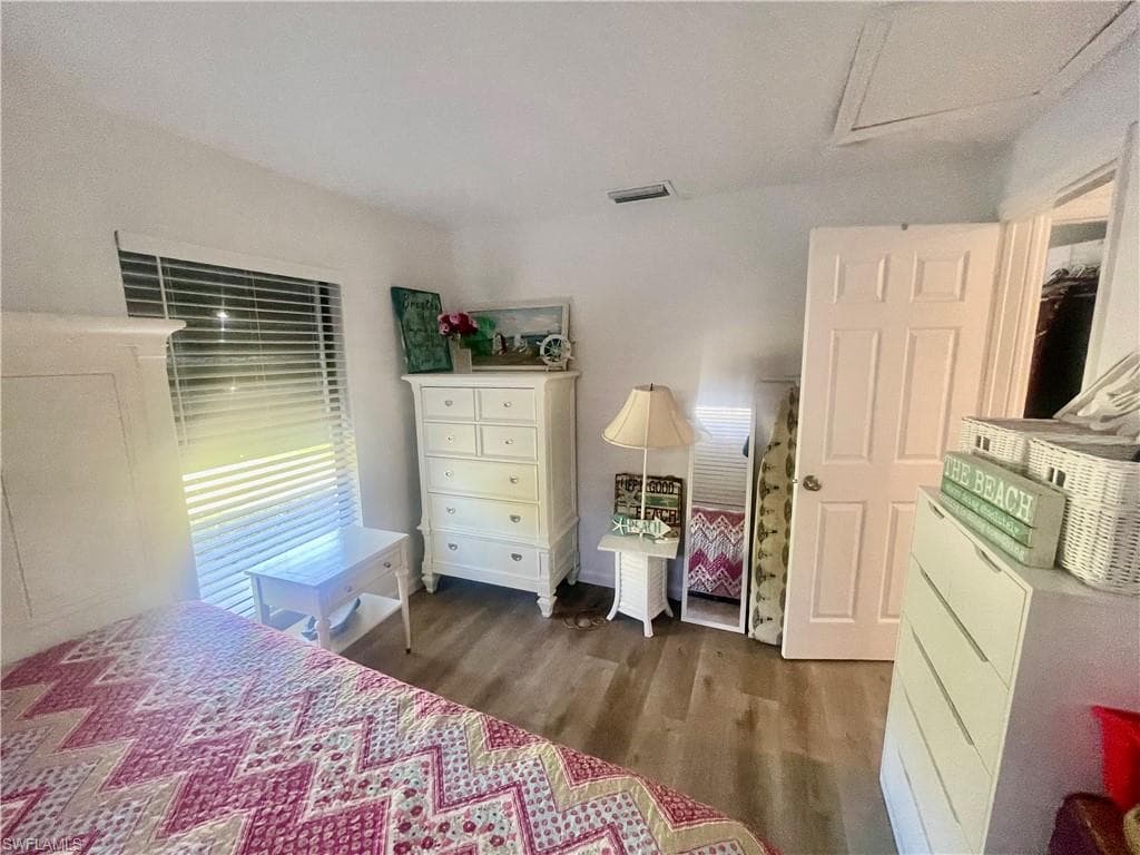 1339 5th AVE N, NAPLES FL 34102-8