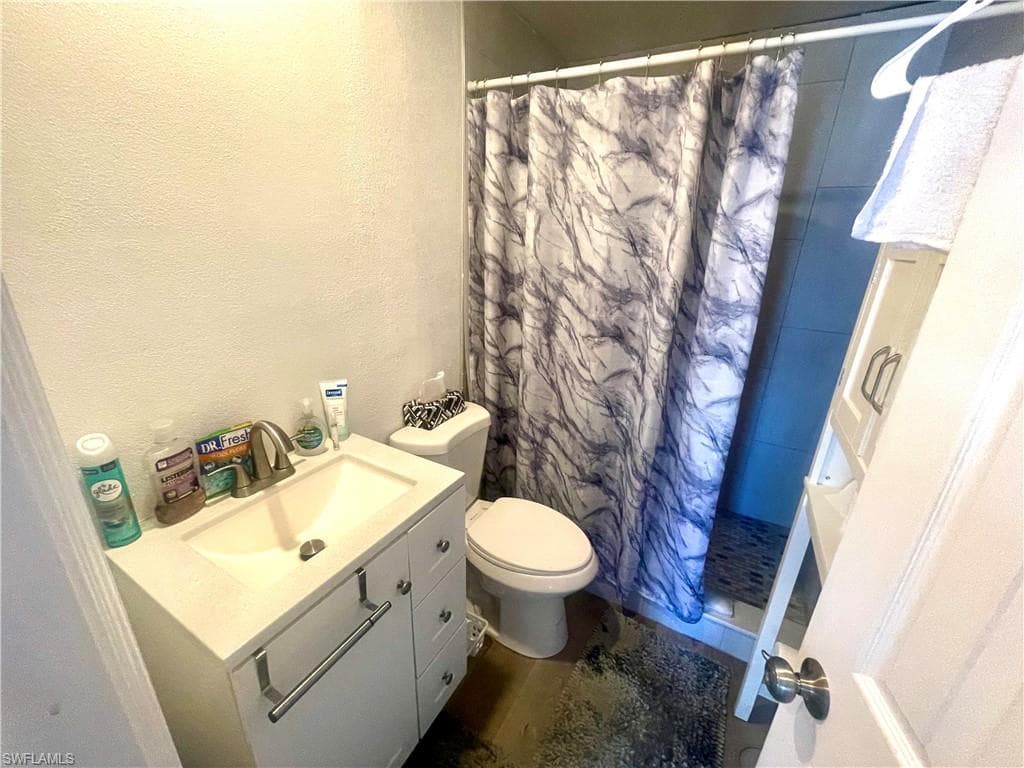 1339 5th AVE N, NAPLES FL 34102-13