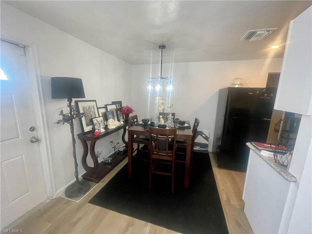 1339 5th AVE N, NAPLES FL 34102-3