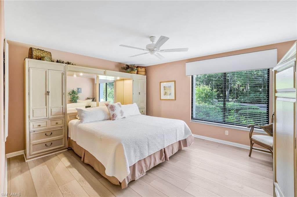 1111 Wildwood LN # 1111, NAPLES FL 34105-7