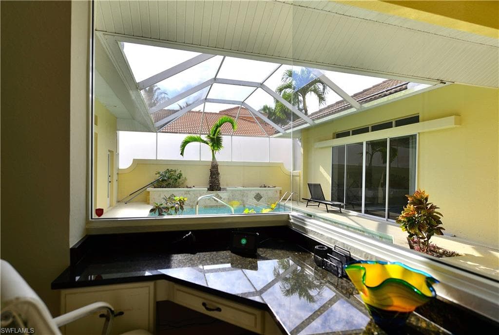 634 Soliel DR, NAPLES FL 34110-3