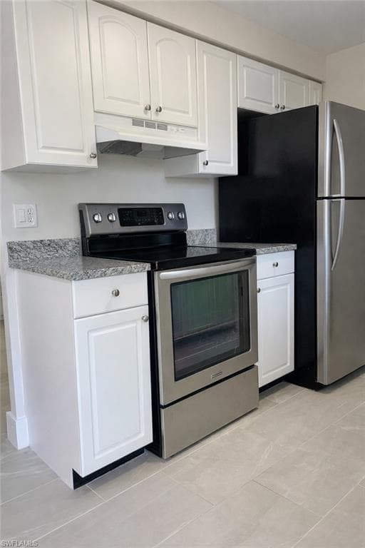 768 Dellena LN, FORT MYERS FL 33905-8