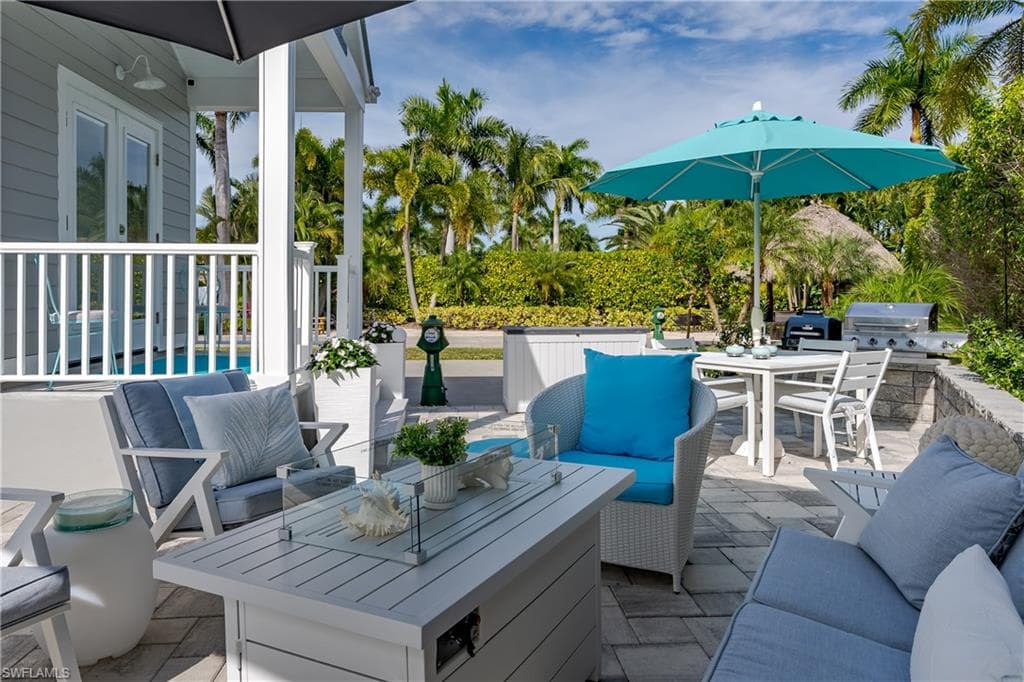 13598 Snapper LN, NAPLES FL 34114-12